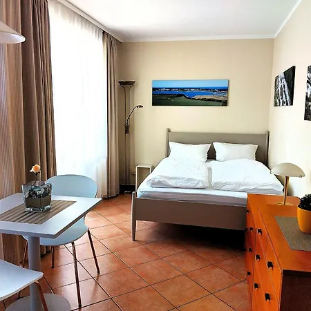 Moderne In Mit Balkon, Wlan Und Ahoi-rabatt * Sellin (Rugen)